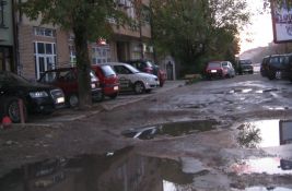 Pitali ste, odgovaramo: Blato, blato, parking, blato na Bulevaru kralja Petra I