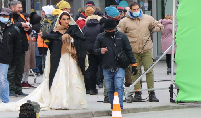 FOTO, VIDEO: Pogledajte kako izgleda snimanje indijske serije "Qubool Hai 2" u Novom Sadu