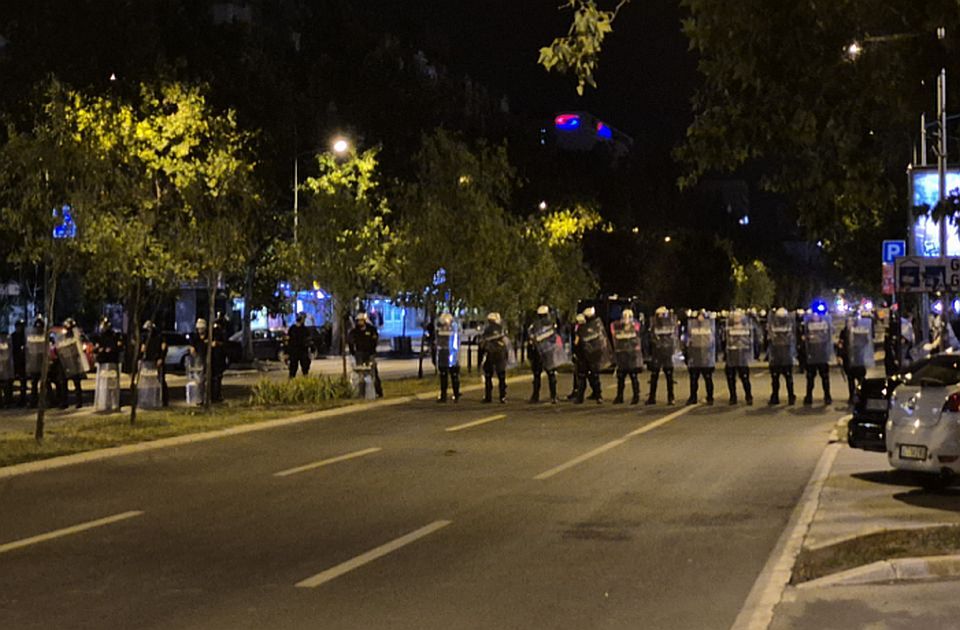 Dačić: Privedeno 114 osoba, među njima troje stranih državljana