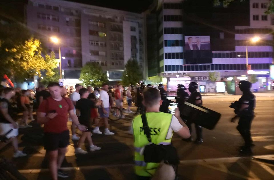 Savet Evrope: Pogoršanje ljudskih prava u Srbiji, porast nasilja nad novinarima i demonstrantima