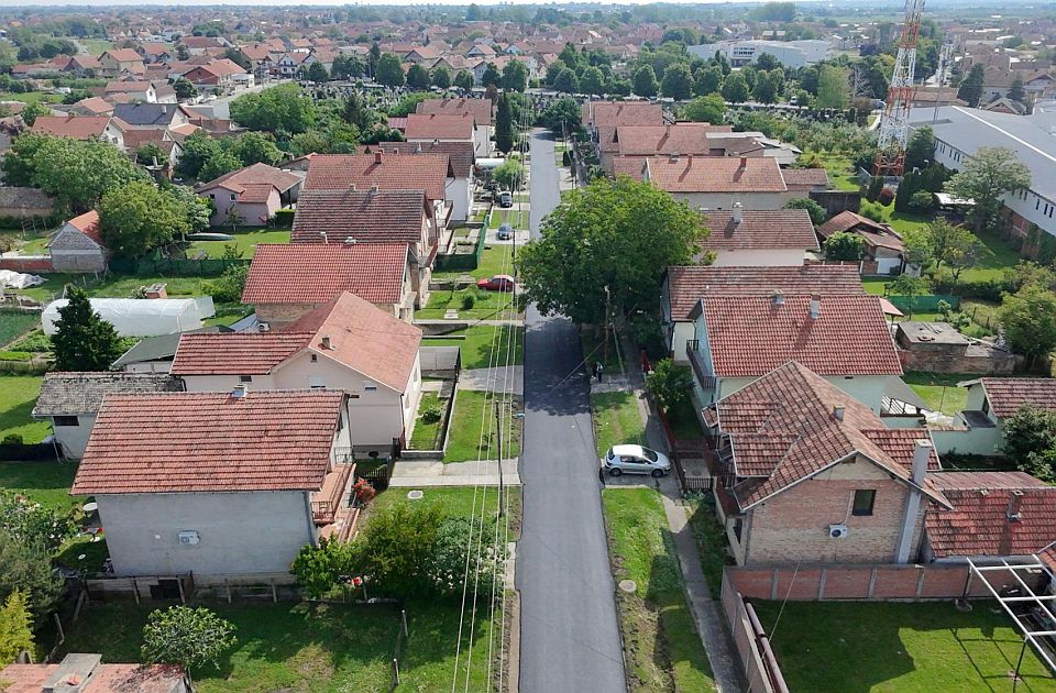 Asfaltiraju se ulice u Futogu i Begeču, na snazi izmene režima saobraćaja
