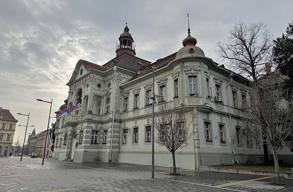 U Zrenjaninu se sprema reorganizacija Gradske uprave, mogući rezovi