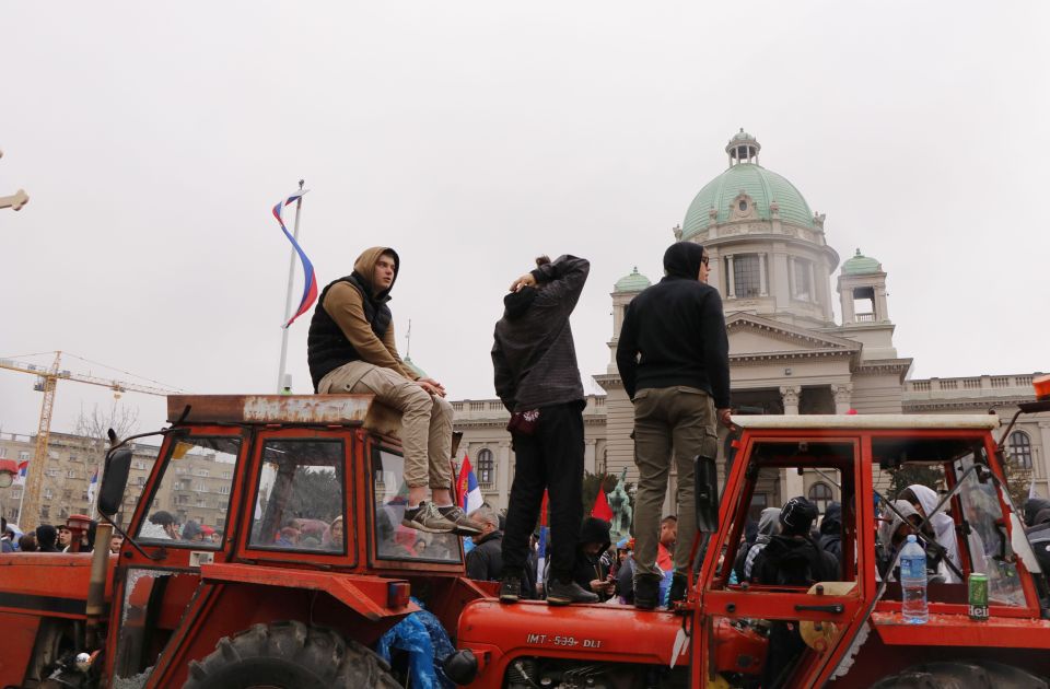 Studenti pozvali na bojkot parlamenta: Opozicija mahom prihvata, Brnabić kaže - besmisleno