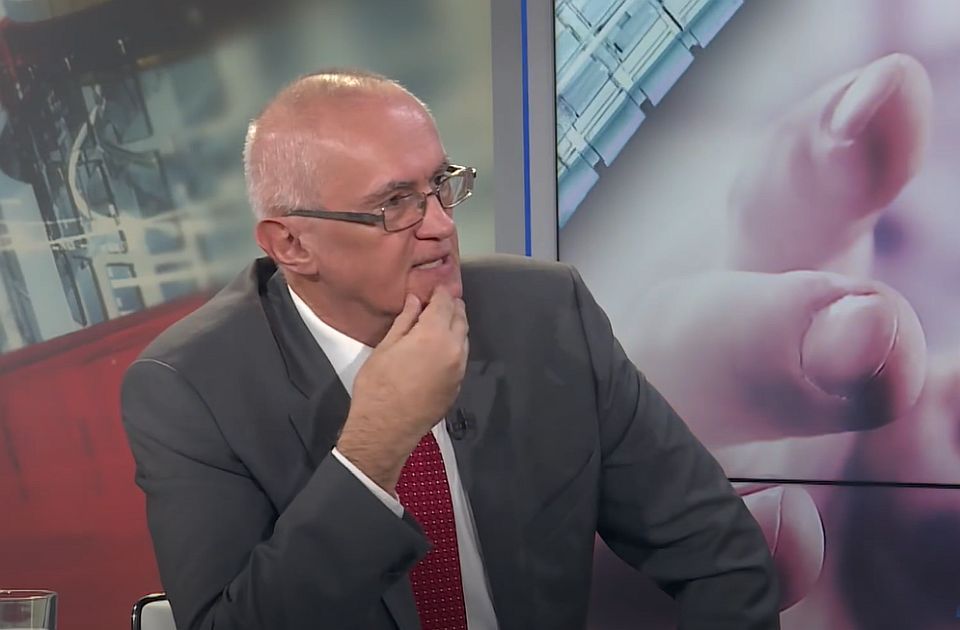 Šabić o zaletanju marica na građane: Ovo je mahnitanje, a ne akcija policije Šabić o zaletanju marica na građane: Ovo je mahnitanje, a ne akcija policije