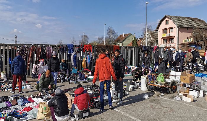 FOTO: Idete li na Najlon subotom ili nedeljom i zašto, zaboga, nema utičnica?