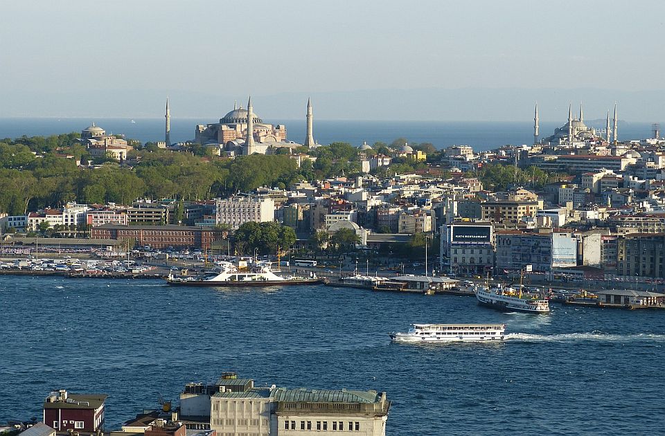 Prvo Dardaneli, a sada i Bosfor: Turska zatvorila moreuze za brodski saobraćaj