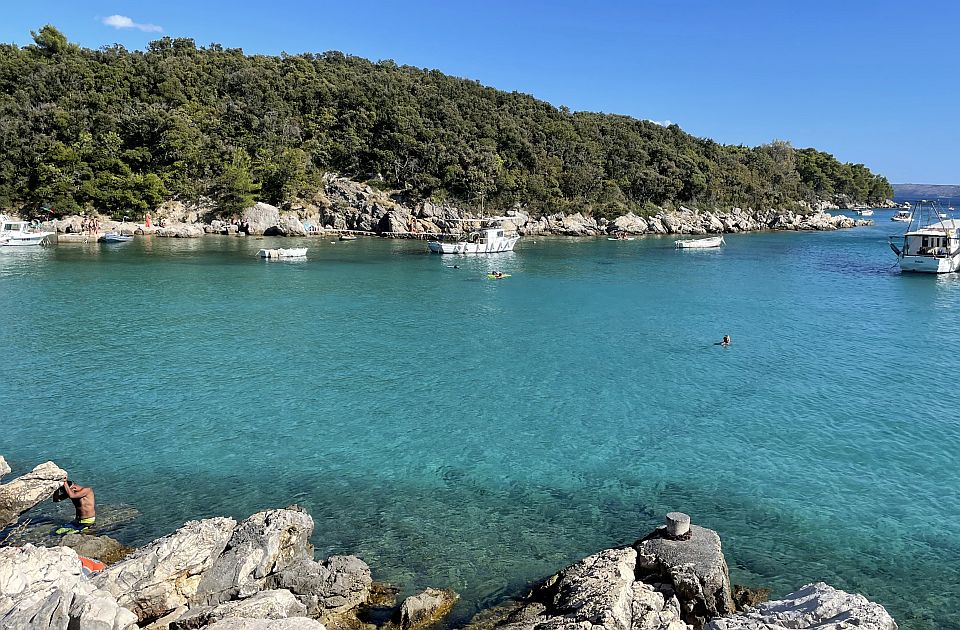 MAPA: Interaktivna karta koja pokazuje da li je na hrvatskim plažama čisto more