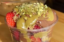 Dubai jagode su kremasti desert koji je osvojio mreže