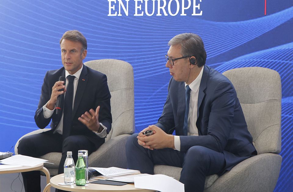 Vučić se sastao sa Makronom: 