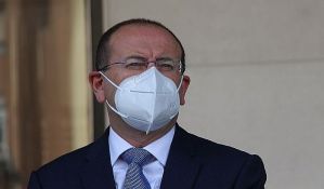 Gojković: Bolničko lečenje zahteva 300 do 400 ljudi dnevno, to zdravstveni sistem ne može da savlada
