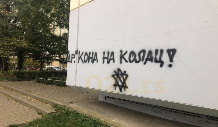 FOTO, VIDEO: Poziv na ubistvo dr Kona na grafitu mržnje u Novom Sadu