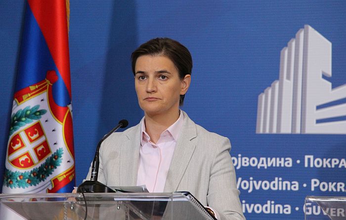  Brnabić: Nasilnim upadom u RTS za mene su završeni mirni protesti