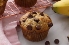 VIDEO: Mafini sa bananama i čokoladom - probajte da pojedete samo jedan