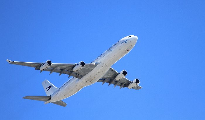SZO: Postepeno ukidati ograničenja putovanja, odrediti prioritete