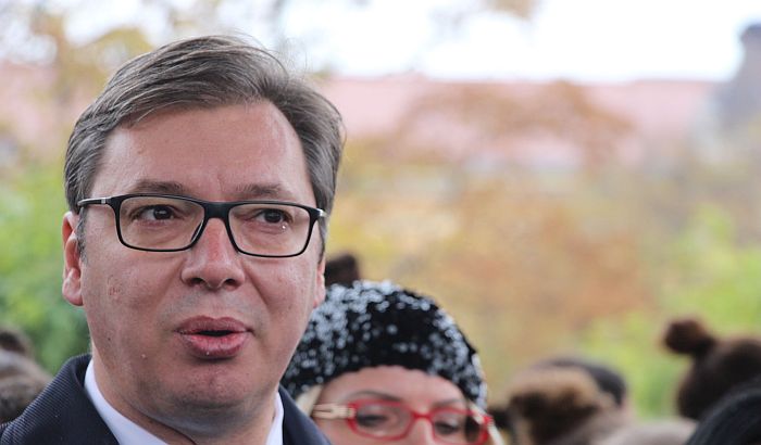 Vučić: Neću tužiti Vesnu Pešić zbog tvita