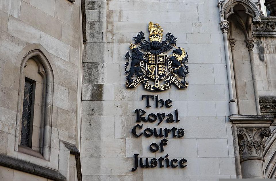 Advokati u Engleskoj i Velsu napustili suđenja, traže veće plate