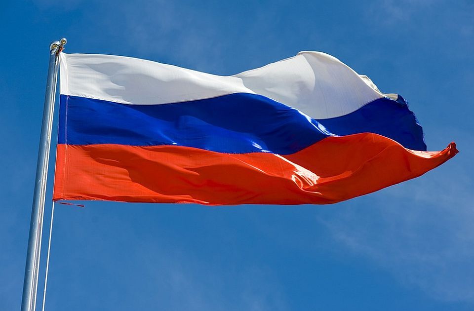 Dojče vele: Rusija se snažno meša u izbornu kampanju u Srbiji