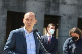 Lončar: Više od 930 dece se leči od retkih bolesti zahvaljujući Srbiji, lažovi žele da se domognu vlasti