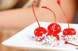 VIDEO: Pijane višnje - zabavan desert koji se pravi u samo četiri koraka