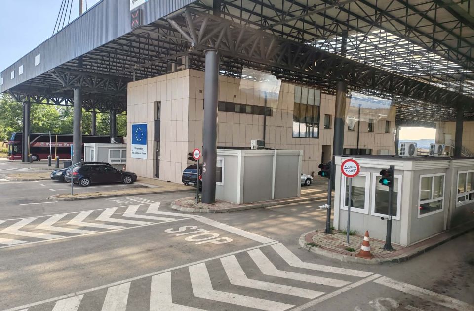 Srpska lista traži odlaganje zakona Kosova o vozilima i strancima