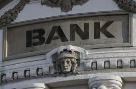 Dug bankama na ime kredita za godinu dana povećan za 15 odsto