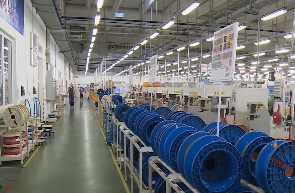 "Jura" deo radnika otpušta, a deo šalje na plaćeno odsustvo