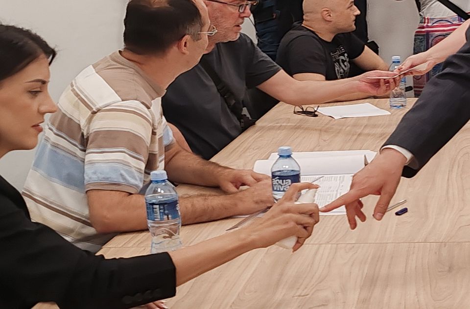 Danas ponovljeni prevremeni izbori za predsednika na 136 biračkih mesta u Republici Srpskoj