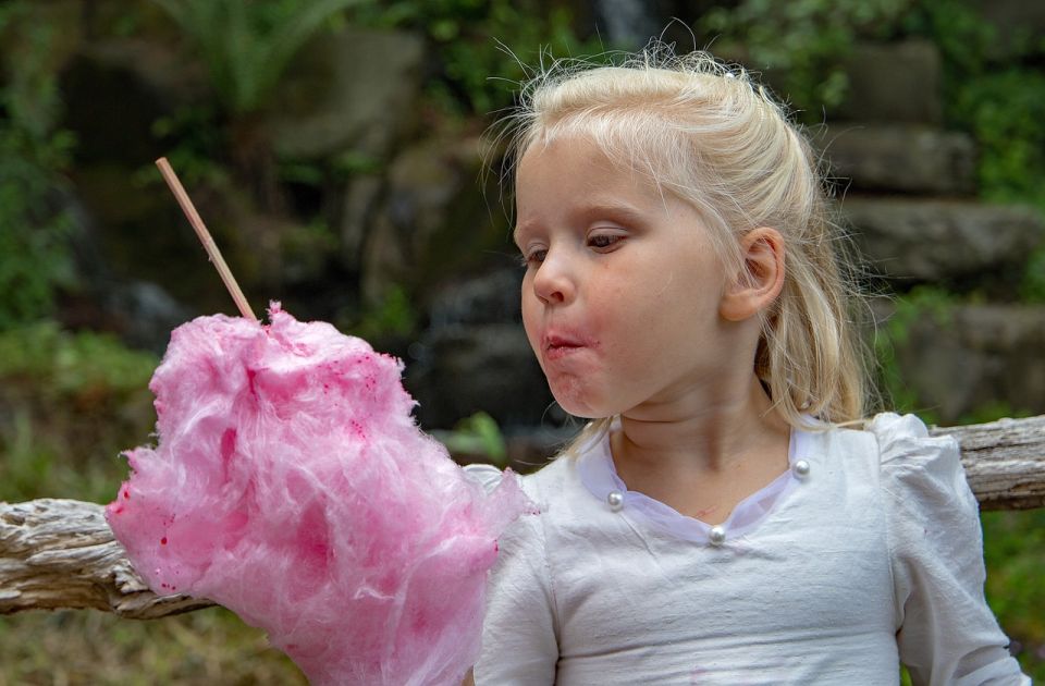 Zabranili slatkiš koji vole mnoga deca: Može izazvati rak