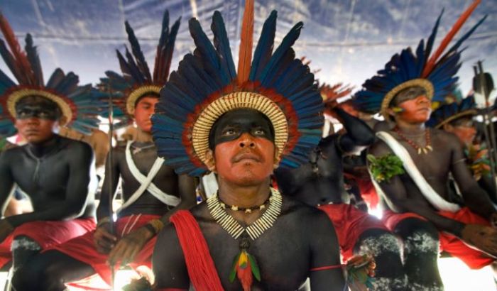 Brazilska policija suzavcem na Indijance, oni uzvratili kopljima