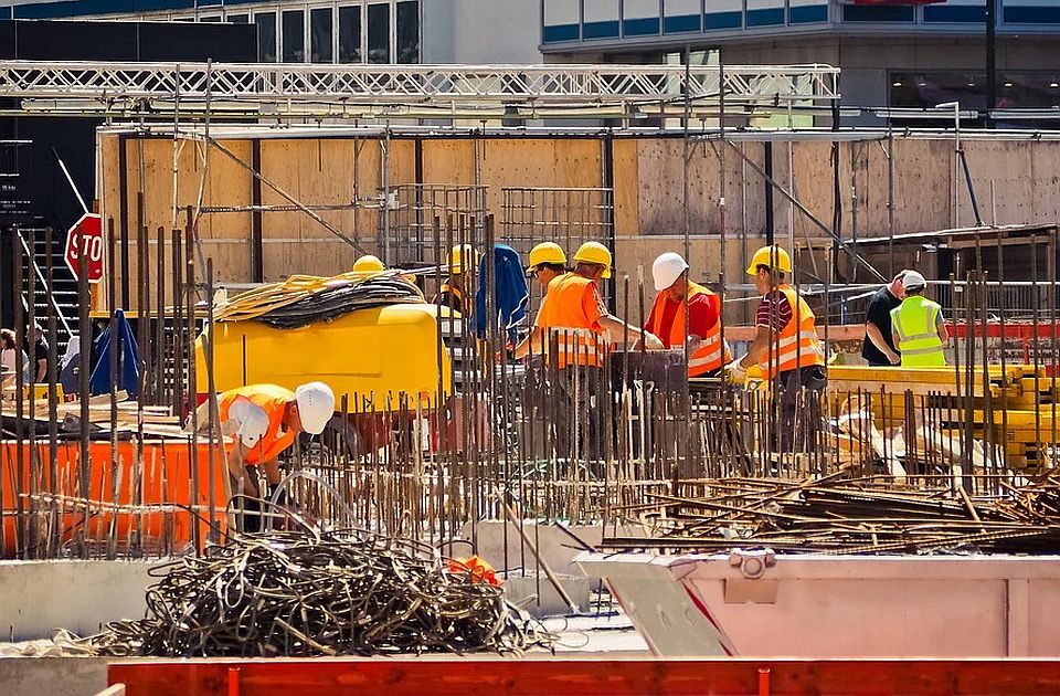 Sindikat: Broj stranih radnika u Srbiji raste i veći je od zvaničnih podataka