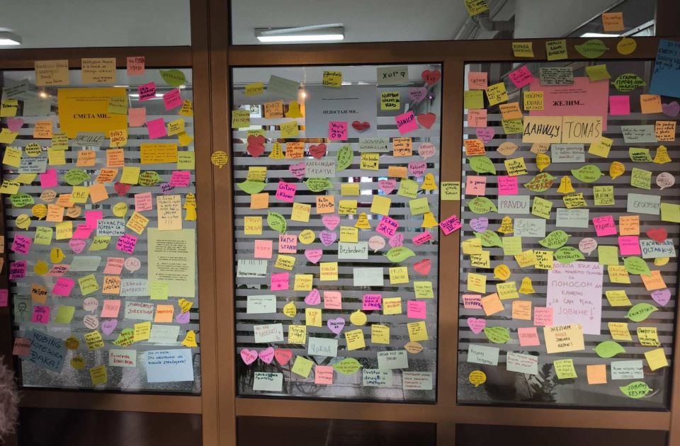 I večeras skup podrške profesorima Jovine gimnazije: 