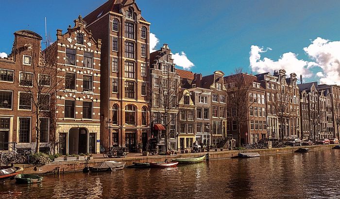 Amsterdam uvodi dodatne takse za turiste