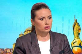 Deo zaposlenih RTS-a se izvinio građanima zbog gostovanja urednice Bojane Mlađenović: Mi je nismo birali