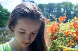 Preuranjeni pubertet sve češći kod devojčica