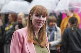 Zamenica britanskog premijera podnela ostavku zbog afere s porezom, rekonstruisana Vlada