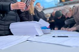 Diplomate kritikovale organizaciju glasanja u inostranstvu: 