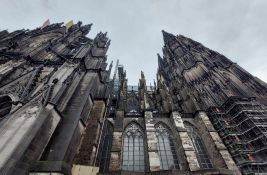 Pred Božić: Pojačano obezbeđenje oko poznatih katedrala u Evropi zbog straha od napada