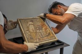 Mozaik koji su ukrali nacisti vraćen u Pompeju