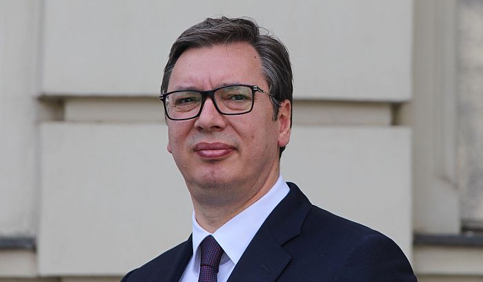 Vučić: Oko 2.000 ljudi manje u bolnicama nego pre 10 dana