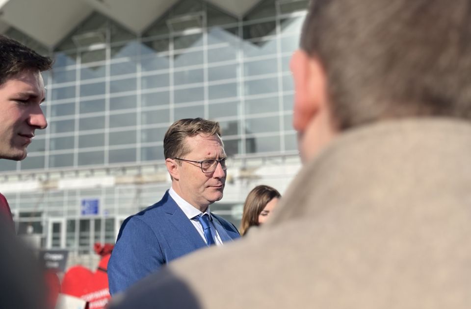 Prebilič u poseti Novom Sadu: Neverovatno kakve se stvari dešavaju u 21. veku, diskurs vlasti kao tinejdžera 