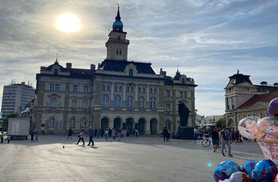 Novosađani, petak je konačno stigao: Pomalo promenljiv, ali pun dešavanja