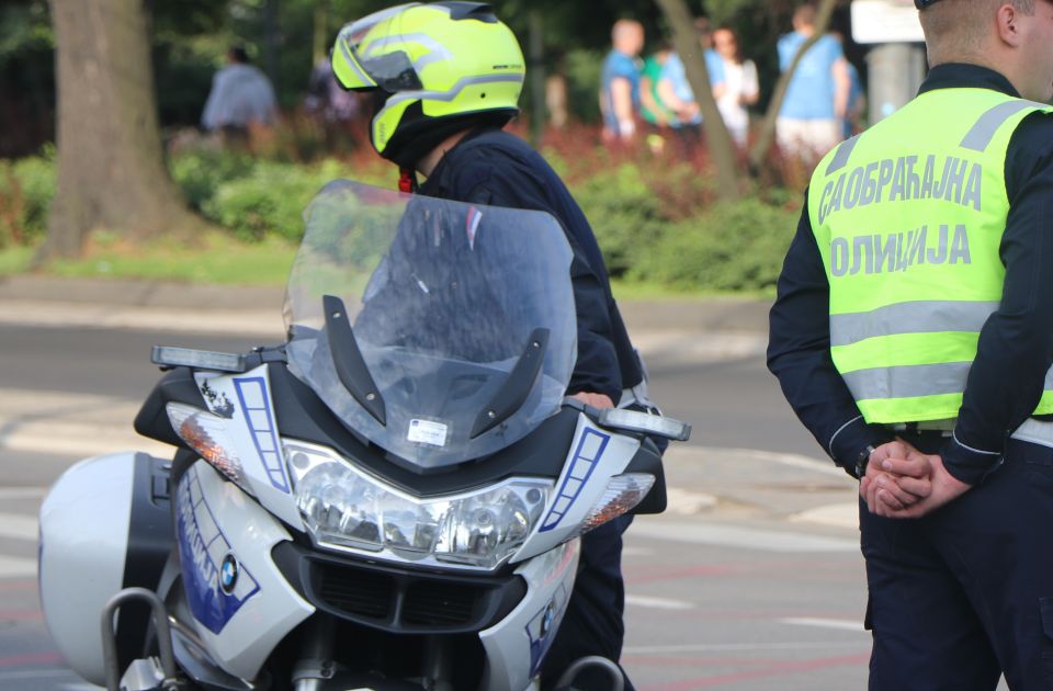 Kokain, svadba i inspektor: Policija presekla svadbenu kolonu koja se kretala ka Novom Sadu