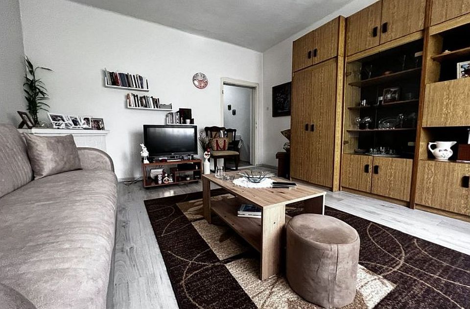 FOTO: Nekretnine u okolini Novog Sada - na šta sve možete da naiđete