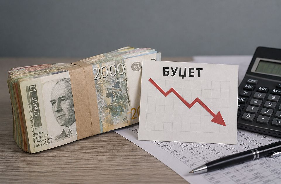 Deficit budžeta Srbije za šest meseci ove godine 51,6 milijardi dinara 