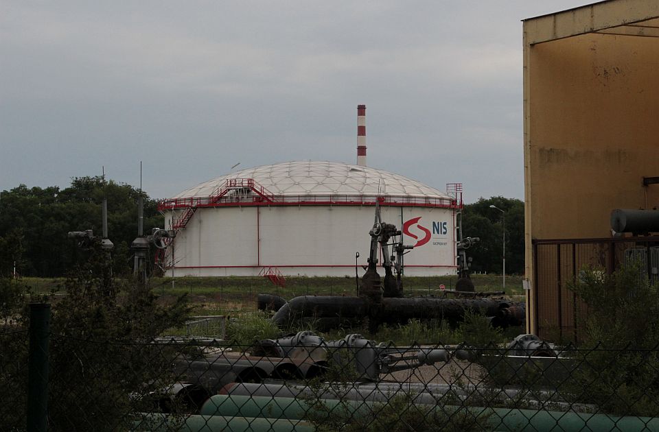 Da li će Rafinerija Pančevo prestati sa radom zbog niskog vodostaja Dunava?