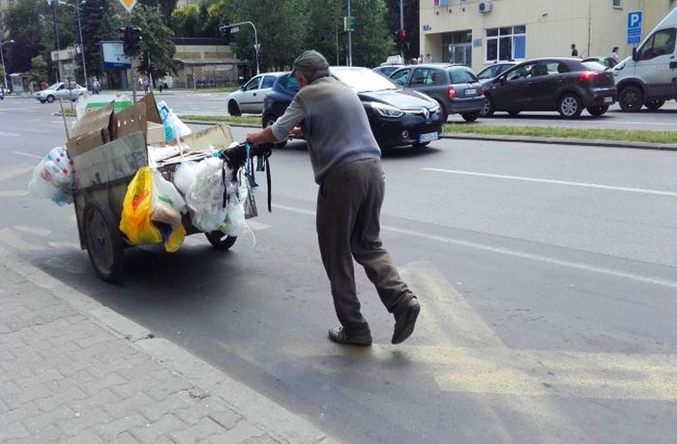 Socijalna karta: Kako je štetan algoritam više od 27.000 ljudi ostavio bez socijalne pomoći