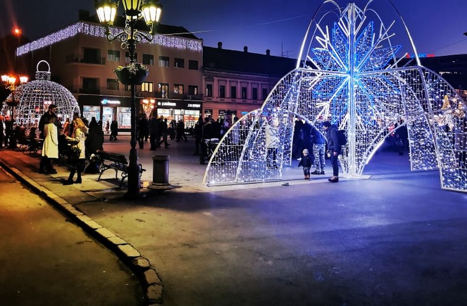 Novosađani Novu godinu dočekali u kafićima i stanovima