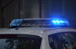 Automobil upao u reku u Severnoj Makedoniji: Stradale dve osobe