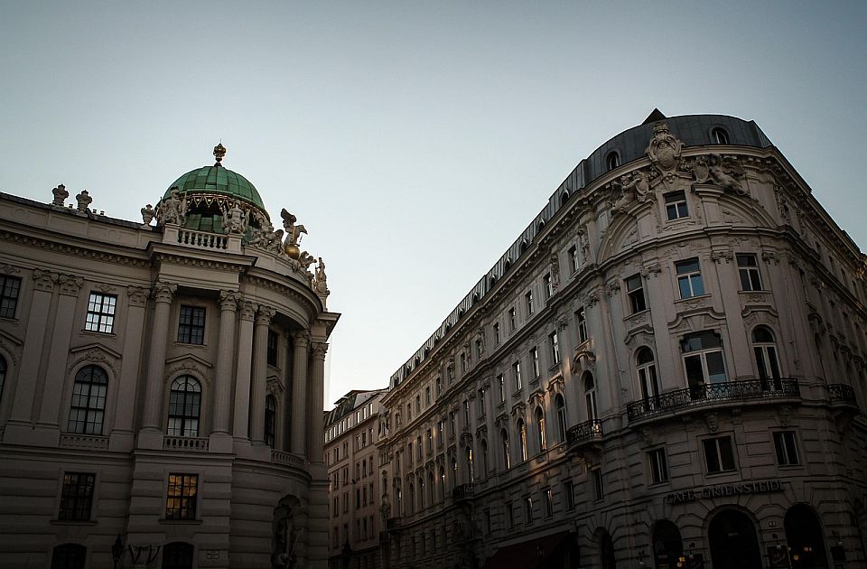 Više od polovine Austrijanaca nezadovoljno vladom 