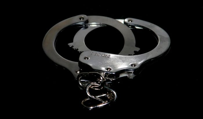 Tinejdžer uhapšen zbog silovanja šestogodišnje sestre